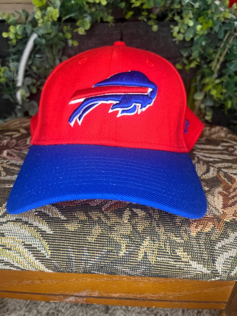 Buffalo Bills Red and Royal Blue Team Logo Cap